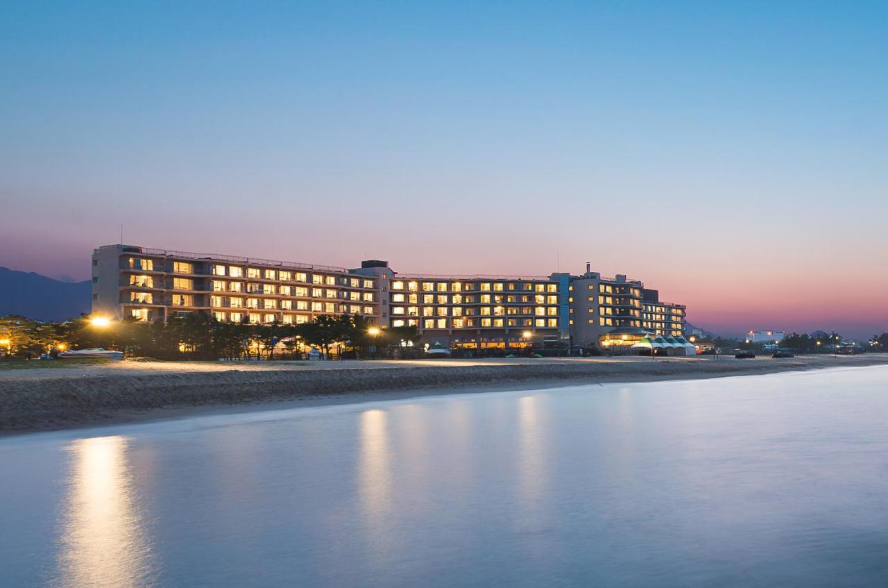 Kensington Resort Seorak Beach Sokcho Exterior photo